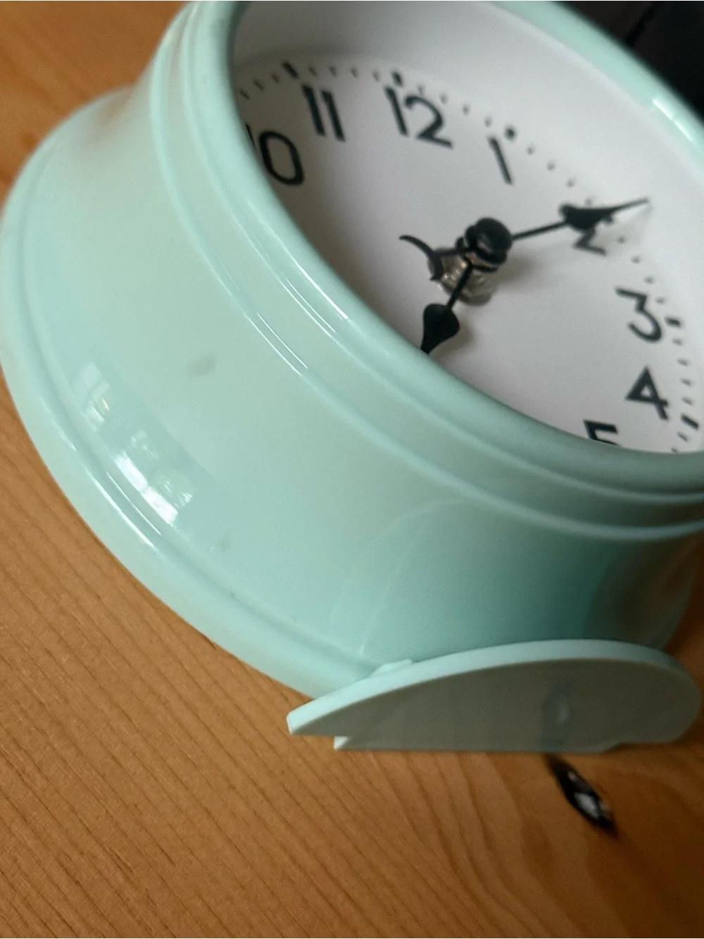 Vintage-Style Mint Green Table Clock - Unbranded